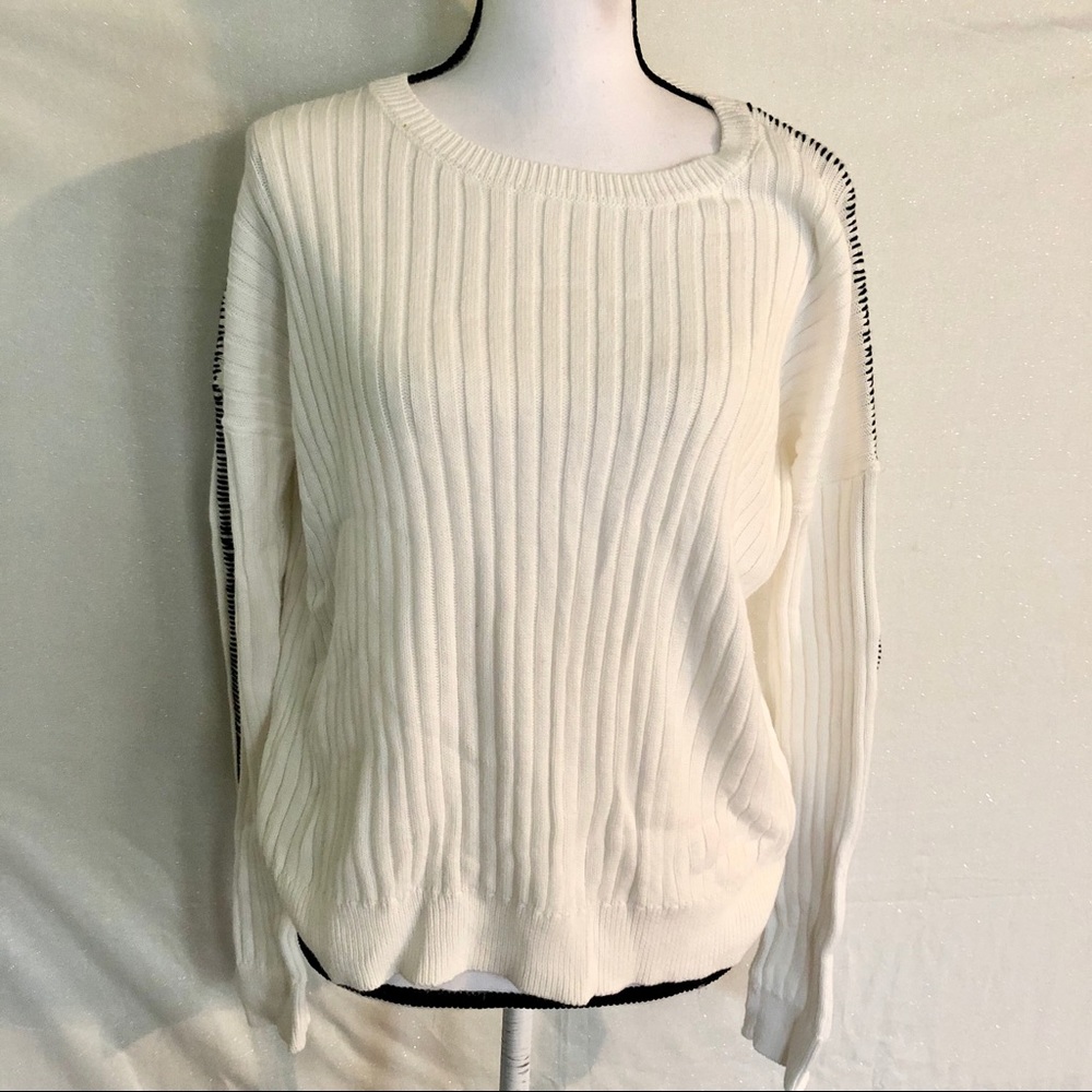 NWT Harper Lane white Asaria Ribbed Whipstitch